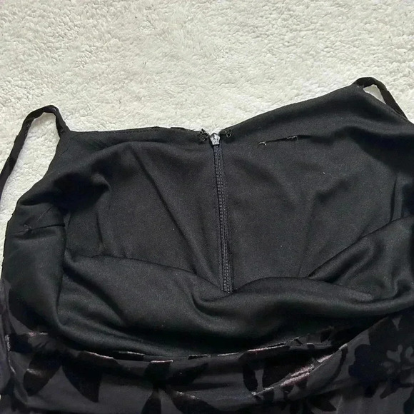 Black Floral Flocked Midi Dress - Picture 8 of 9